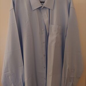 Men's Light Blue Long-Sleeve Dress Shirt - Classic Collar